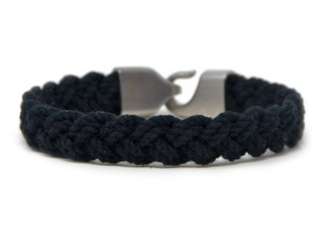 Limited Edition Holiday Drop: Turks Head Black Pearl